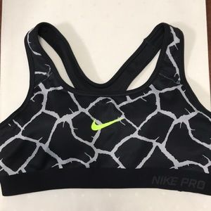 Nike Pro sports bra